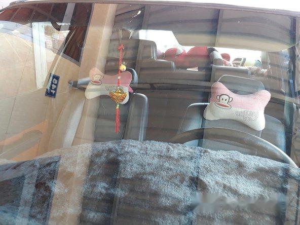 Bán Daewoo Nexia đời 1994, màu trắng số sàn, 70tr