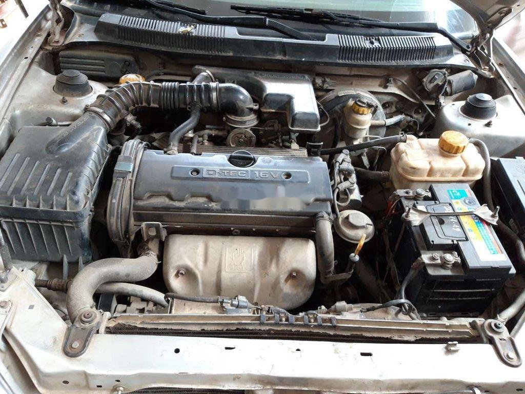 Cần bán Daewoo Nubira ll năm sản xuất 2003, màu bạc
