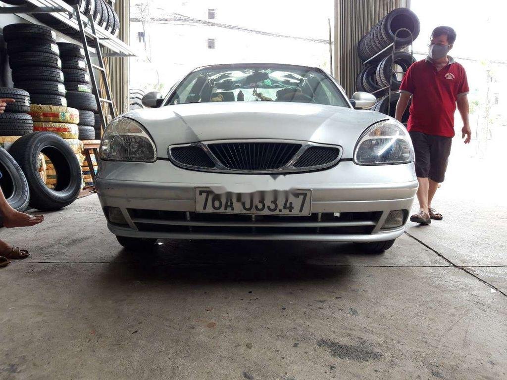 Cần bán Daewoo Nubira ll năm sản xuất 2003, màu bạc