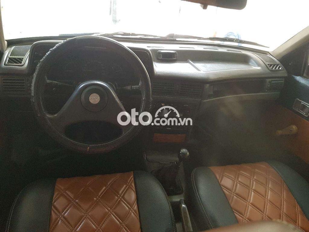 Cần bán Daewoo Cielo đời 1995, màu trắng, nhập khẩu