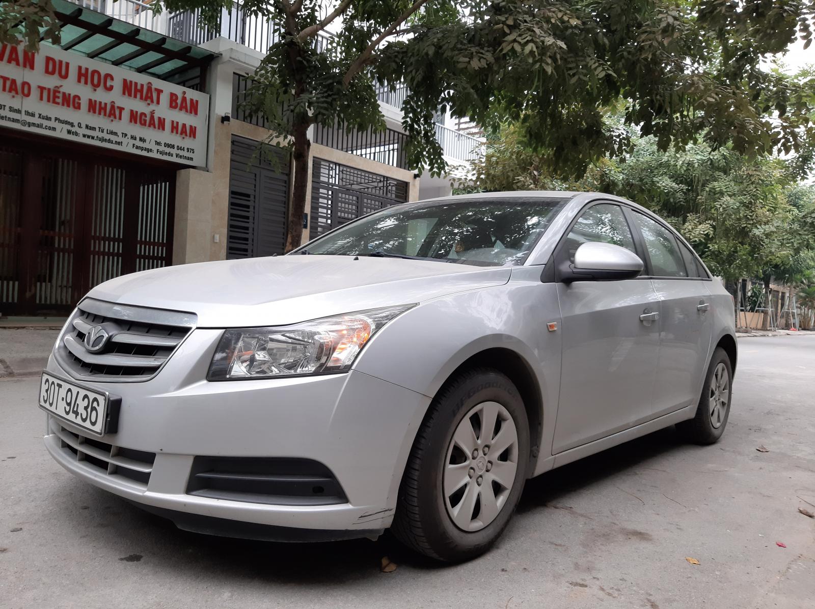 Cần bán xe Daewoo Lacetti Se đời 2009, màu bạc, nhập khẩu nguyên chiếc, xe gia đình