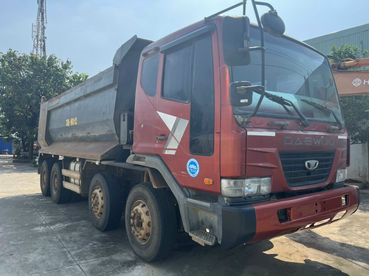 4 chân, loại 8 máy cơ tại Biên Hòa