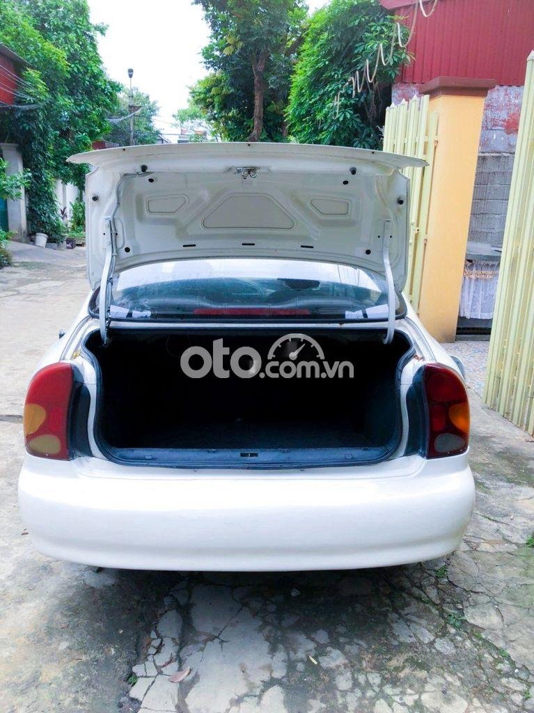 Lanos Daewoo 2001 trắng xe gia đình sử dụng