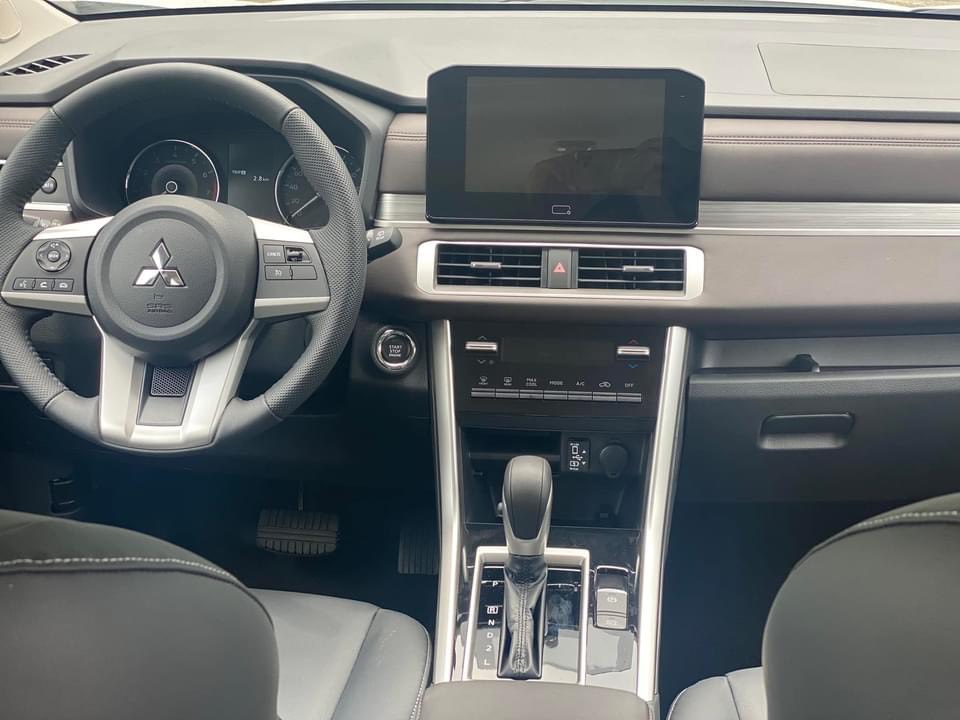 Xe Ô Tô Mitsubishi Xpander Premium Số Tự Động Chính Hãng Giá Rẻ