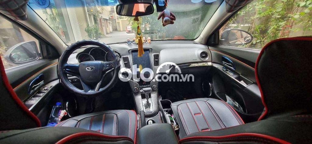 Xe gia đình cần bán