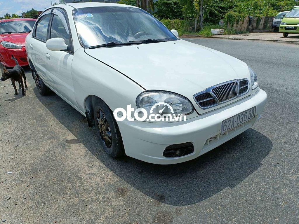 Lanos SX 2002.5chổ .xe đẹp máy êm kiểm mới.