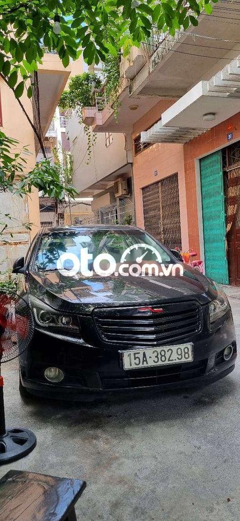 Xe gia đình cần bán