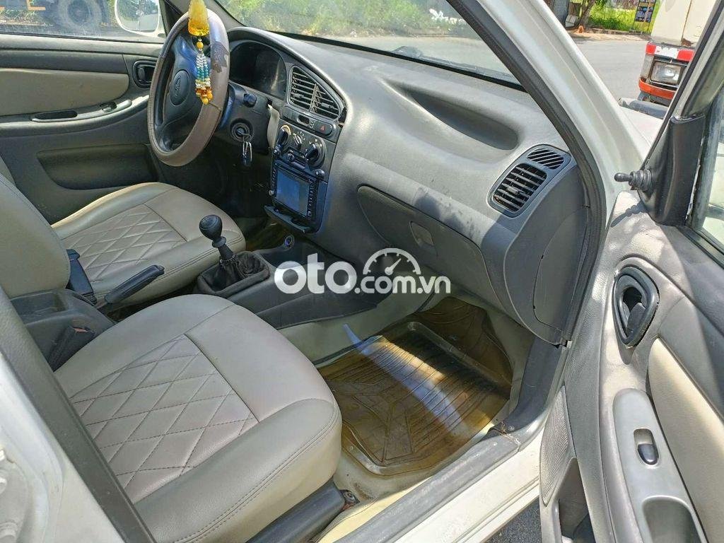 Lanos SX 2002.5chổ .xe đẹp máy êm kiểm mới.