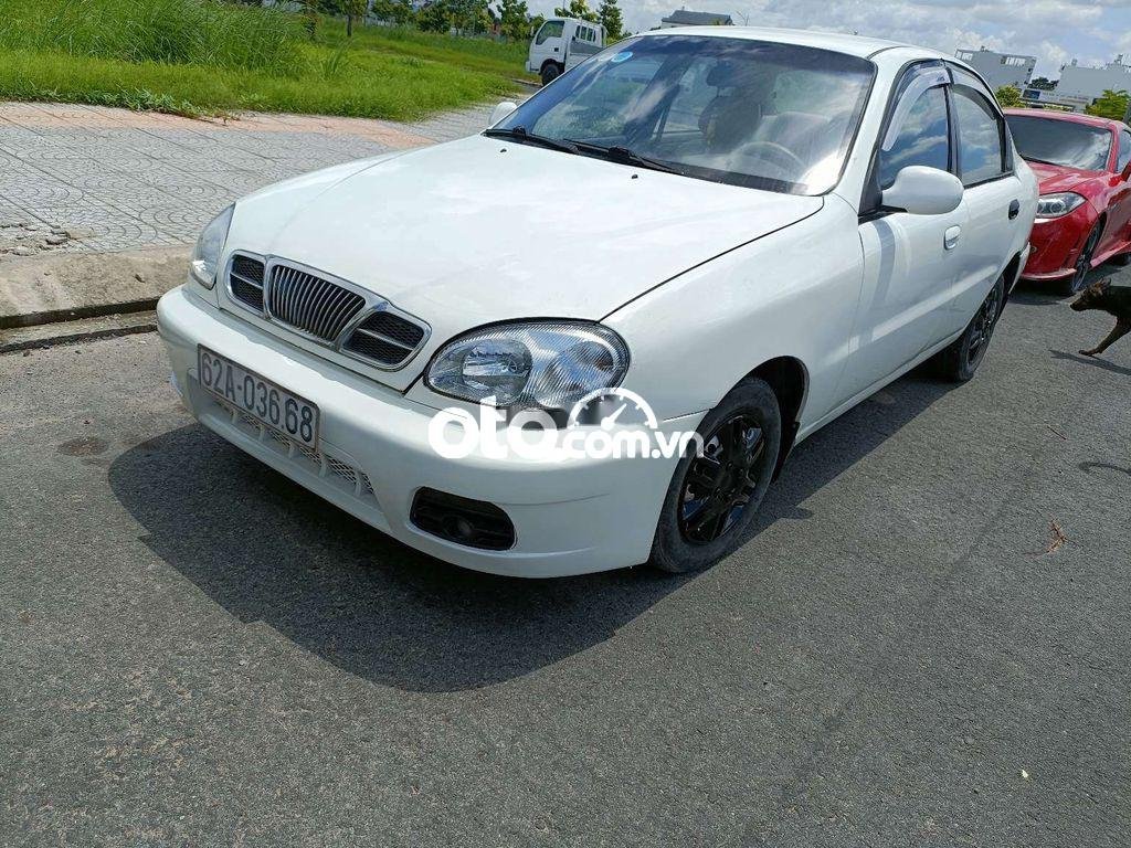 Lanos SX 2002.5chổ .xe đẹp máy êm kiểm mới.