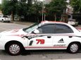 Bán ô tô Daewoo Nubira đời 2004, màu trắng, giá tốt