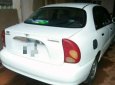 Cần bán Daewoo Lanos năm sản xuất 2003, màu trắng giá cạnh tranh