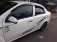 Bán xe Daewoo Gentra năm 2011, màu trắng, xe đẹp
