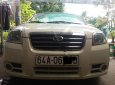 Cần bán xe Daewoo Gentra sx năm 2010, màu trắng, 220 triệu