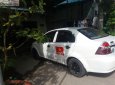 Cần bán xe Daewoo Gentra sx năm 2010, màu trắng, 220 triệu