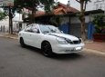 Cần bán gấp Daewoo Nubira II đời 2002, màu trắng 