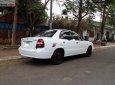 Cần bán gấp Daewoo Nubira II đời 2002, màu trắng 