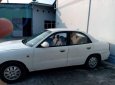 Cần bán Daewoo Nubira sản xuất năm 2002, màu trắng, phun xăng điện tử