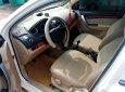 Cần bán lại xe Daewoo Gentra đời 2009, màu trắng chính chủ