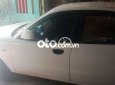 Cần bán xe Daewoo Nubira đời 2002, màu trắng