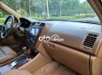 Một chủ từ đầu hàng hiếm