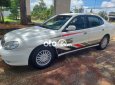 Màu trắng, xe nhập giá hữu nghị