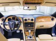 Model 2009. Quá mới khi chỉ lăn bánh có hơn 40 ngàn cây