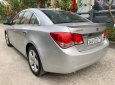 Xe màu bạc