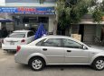 Màu bạc xe gia đình