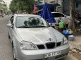 Màu bạc xe gia đình