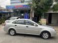Màu bạc xe gia đình