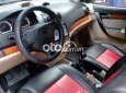 xe gia đình đang chạy sử dụng tốt