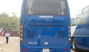 Xe khách Daewoo động cơ Doosan GWD 6117 HKD 47 ghế có hàng sẵn, giao ngay