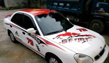 Bán ô tô Daewoo Nubira đời 2004, màu trắng, giá tốt