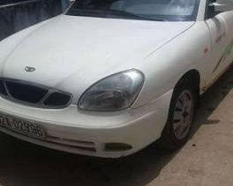 Bán ô tô Daewoo Nubira 2 đời 2001, màu trắng