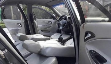 Bán xe Daewoo Nubira đời 2001, màu đen, nhập khẩu