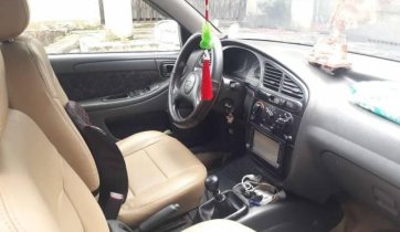 Cần bán xe Daewoo Lanos năm 2001