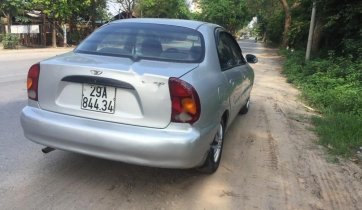 Cần bán Daewoo Lanos SX sản xuất 2000, màu bạc, giá tốt