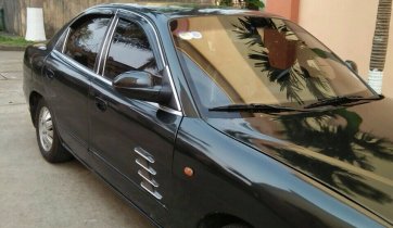 Bán Daewoo Nubira II đời 2001, màu đen, nhập khẩu