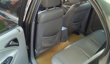 Cần bán gấp Daewoo Nubira đời 2001, màu đen, giá tốt