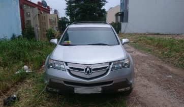 Cần bán gấp xe nhà đang đi