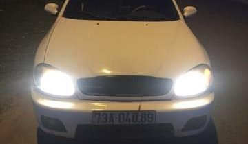 Cần bán gấp Daewoo Lanos đời 2000, màu trắng