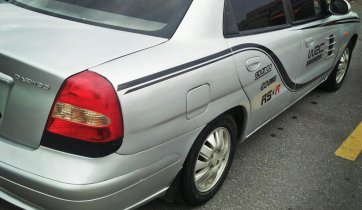 Bán Daewoo Nubira II 2000, màu bạc, máy êm vỏ đẹp