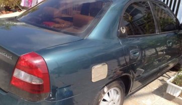 Cần bán gấp Daewoo Nubira II sản xuất 2002, số sàn, giá cạnh tranh