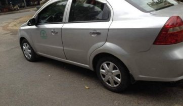Cần bán Daewoo Gentra MT đời 2010 giá cạnh tranh