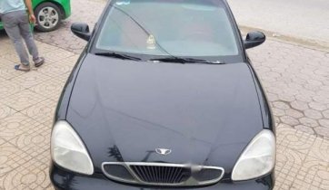 Cần bán gấp Daewoo Nubira 2002, màu đen, nhập khẩu nguyên chiếc, 82tr