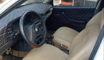 Cần bán Daewoo Cielo đời 1996, màu trắng, xe chạy ổn định tiết kiệm nhiên liệu