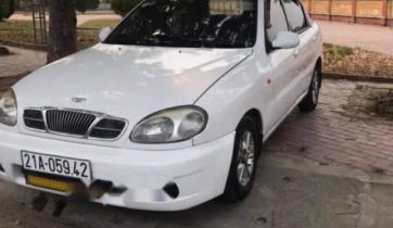 Bán xe Daewoo Lanos đời 2002, màu trắng, nhập khẩu nguyên chiếc, máy nổ êm