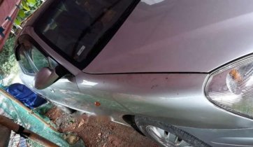 Cần bán xe Daewoo Nubira đời 2001, xe nhập, giá 75tr