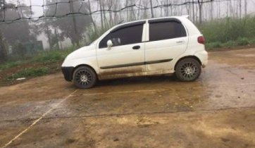 Cần bán lại xe Daewoo Matiz MT đời 2008, màu trắng, máy 1 yếu hơi