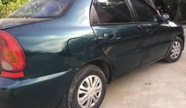 Cần bán xe Daewoo Lanos SX sản xuất 2002, màu xanh lam, xe gia đình